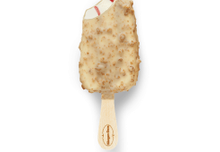 Häagen-Dazs EXTRÄAZ Strawberry Cheesecake