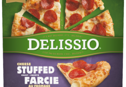 DELISSIO Pizza au pepperoni à croûte farcie, 660 grammes.